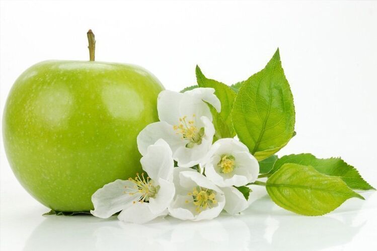 يُسمح بتضمين التفاح في نظام غذائي الحنطة السوداء لفقدان الوزن
